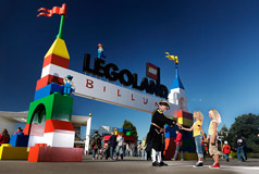 Legoland Billund Resort


Eventyr for hele familien! Velg å bo på hotell, leiligheter eller hytter enten på Legoland Resort eller i nærheten.


